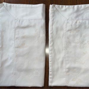 Chambers 100%Cotton Peach Floral Jacquard 2 Standard Pillow Shams. Made ln Italy